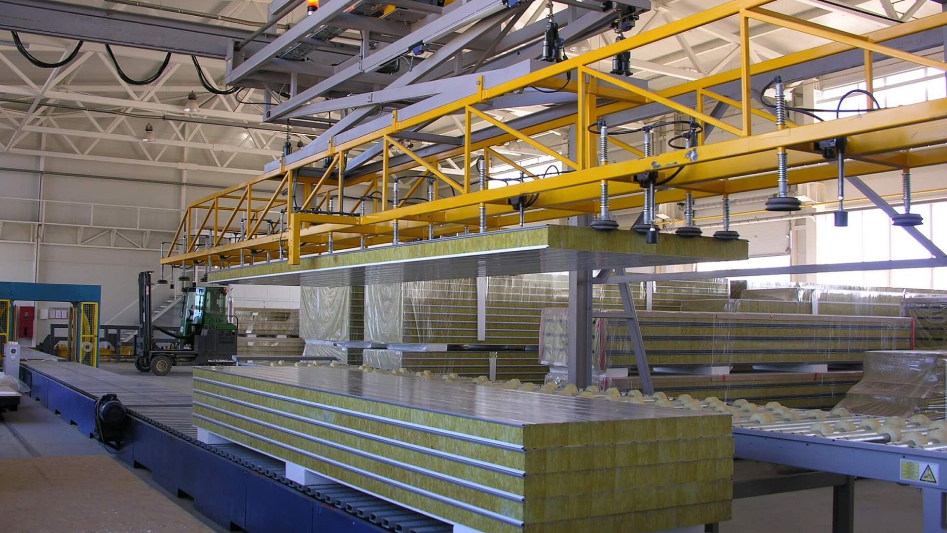 Производство сэндвич-панелей