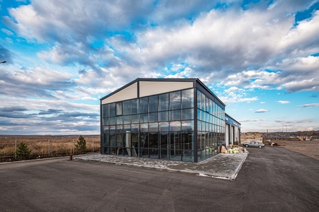 Торгово-офисное здание "СибАвто"