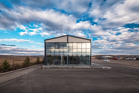 Торгово-офисное здание "СибАвто"